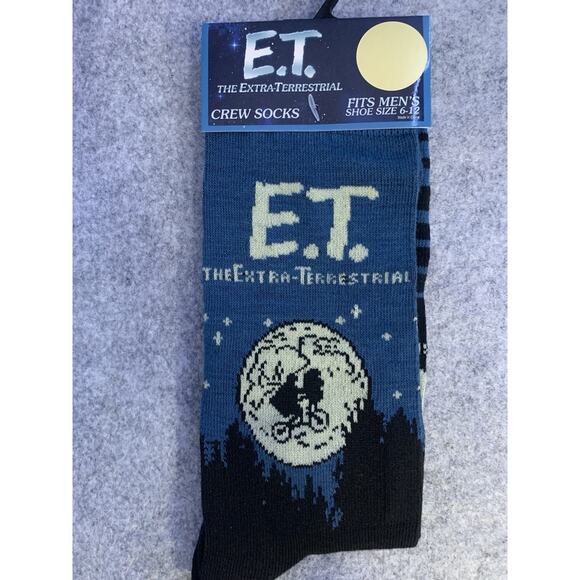NWT E.T. The Extra-Terrestrial Men's Crew Socks, Size 6-12, Two Pairs, Classic - Picture 4 of 6